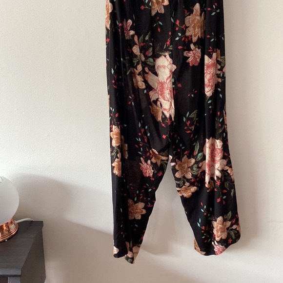 Floral pants - Picture 4 of 4